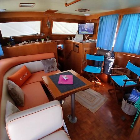 Готель Bateau Atypique Yacht La Rochelle Ла-Рошель Екстер'єр фото
