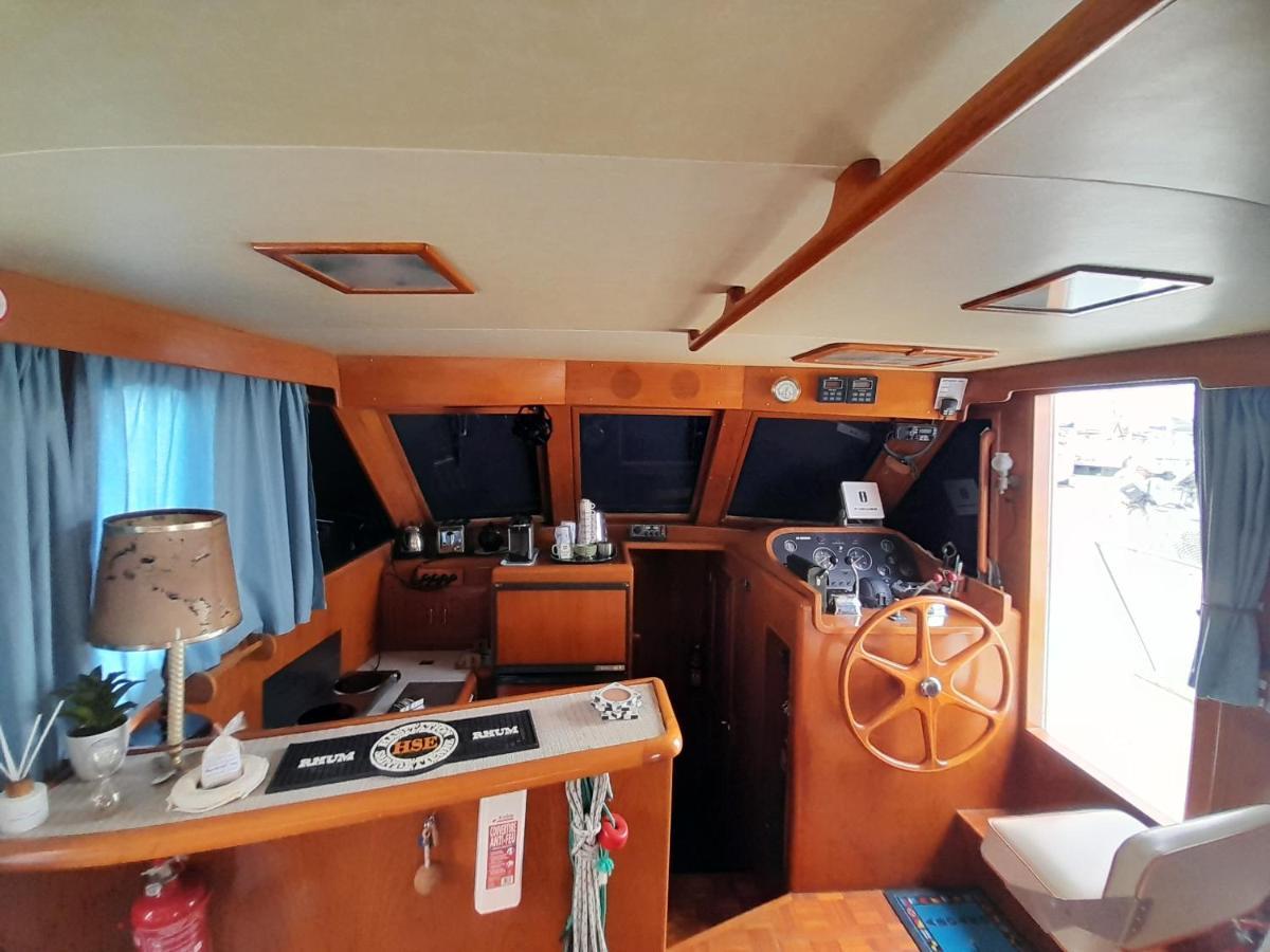 Готель Bateau Atypique Yacht La Rochelle Ла-Рошель Екстер'єр фото